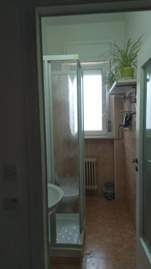 Apartment Монтесильвано Экстерьер фото
