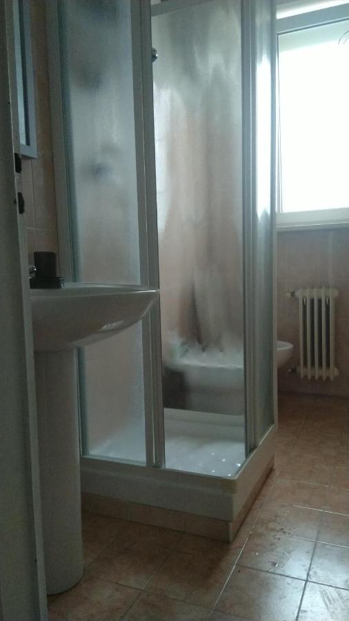 Apartment Монтесильвано Экстерьер фото